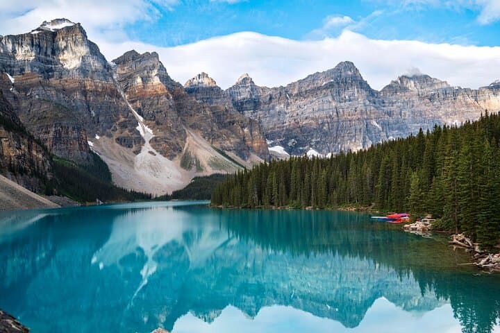 Private Moraine Lake & Lake Louise Day Tour — Skip the Shuttles in Banff photo 5
