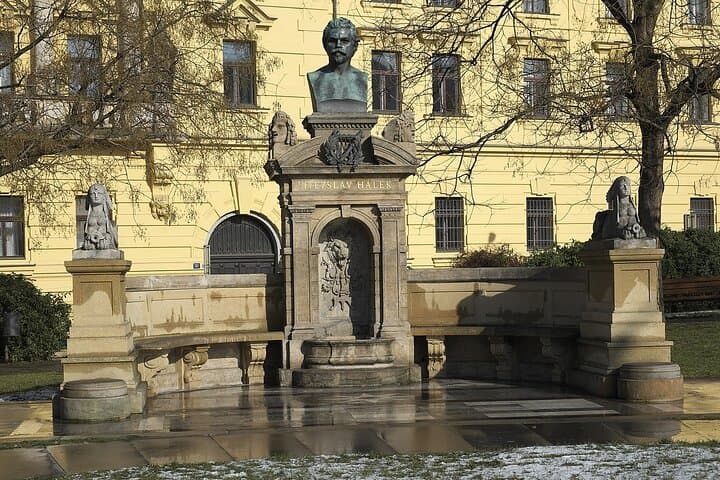 New Town Prague Walking Tour — Operation Anthropoid, WWII & Communist History photo 5