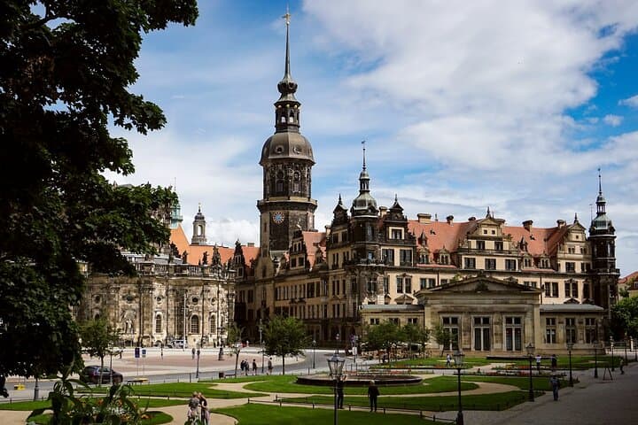Dresden Running Tour — 6–12 km City Run with Insider Tips photo 4