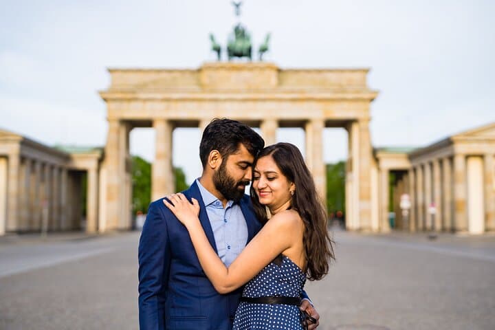 Berlin Early Morning Photo Session — Capture Iconic Landmarks Without the Crowds