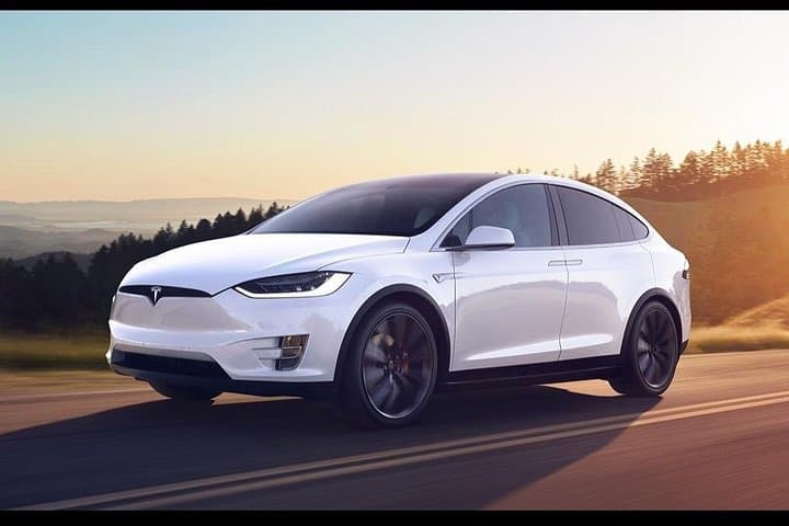 Nashville to Graceland Day Trip: Private Tesla & Sprinter Transport to Memphis photo 3