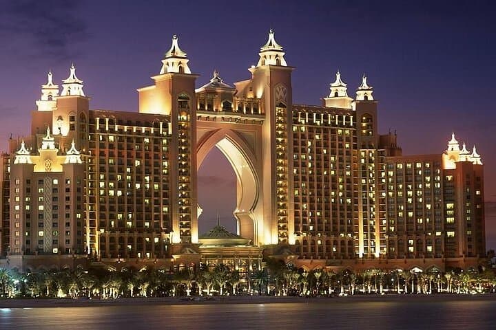 Dubai Old and Modern City Tour: Burj Khalifa, Jumeirah & Abra Ride photo 4