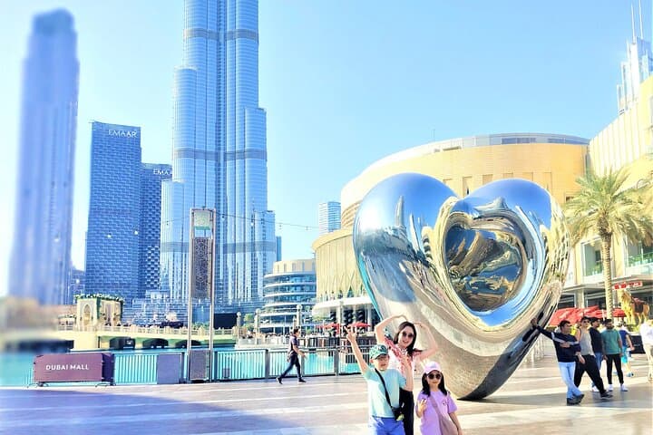 Burj Khalifa At The Top: Sky-High Views of Dubai from Levels 124–125 photo 3