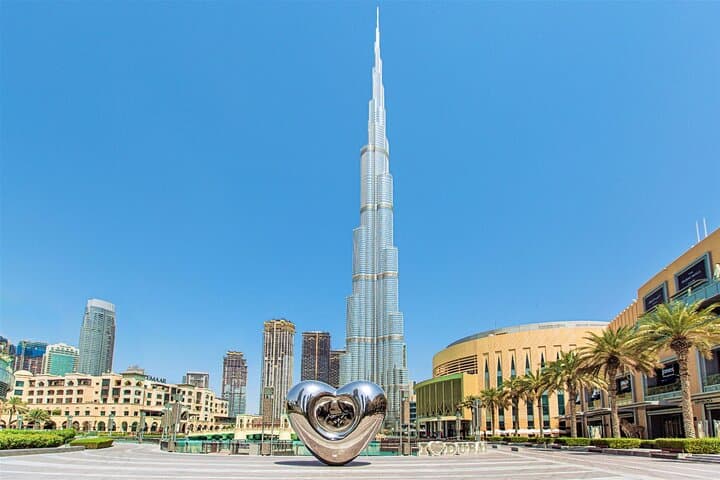 Burj Khalifa At The Top: Sky-High Views of Dubai from Levels 124–125 photo 5