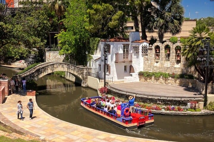 Austin and San Antonio Day Trip from Houston with River Walk Boat Tour photo 2