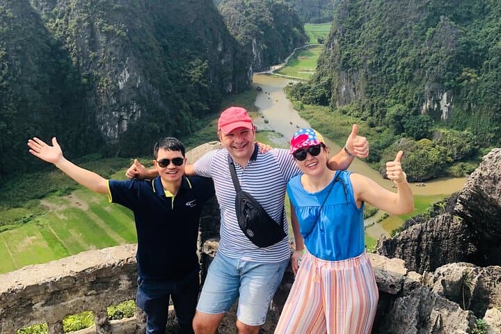 Tam Coc, Mua Cave & Hoa Lu: Private Guided Adventure in Ninh Binh, Vietnam photo 2
