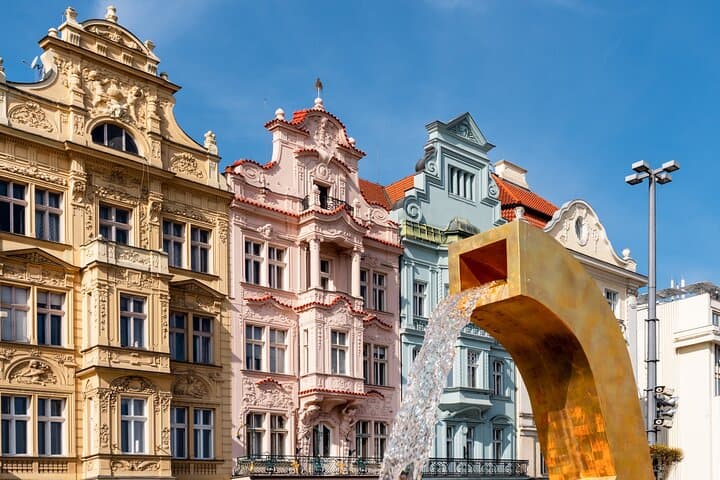 Self-Guided Pilsen Walking Tour: Explore Pilsner History & City Legends