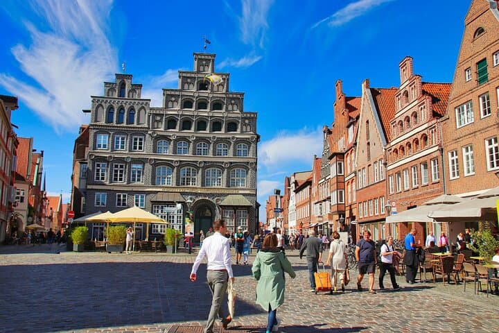 Run Lüneburg: Insider-Guided City Running Tour (6–12 km) photo 4