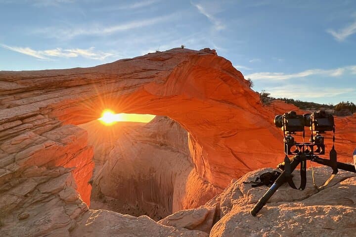 Eggshell Arch Sunset Tour: Navajo Mountain Golden-Glow Photography Guide photo 4