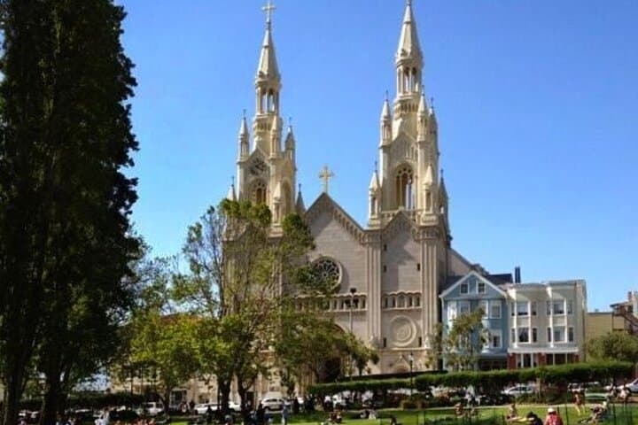 Private Downtown San Francisco Walking Tour: Union Square, Chinatown & North Beach photo 3