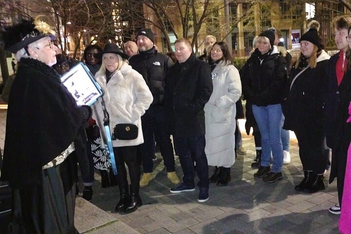 Jack the Ripper Walk with Fish and Chips — Whitechapel Evening History Tour