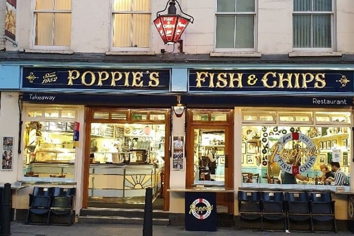 Jack the Ripper Walk with Fish and Chips — Whitechapel Evening History Tour photo 4