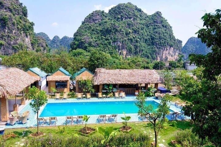 Hoa Lu, Trang An & Hang Mua Day Tour — Ninh Binh's Limestone Rivers and Panoramic Climb photo 4