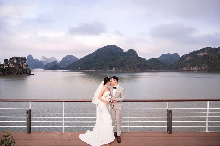 2-Day Veranda Cruise: Halong Bay & Lan Ha Bay Luxury Escape from Hanoi photo 3