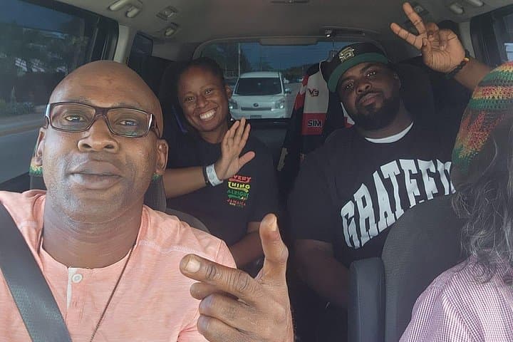 Stress-Free Private Roundtrip Airport Transfers in Montego Bay photo 2