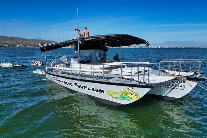 Private Yacht Charter ChicaFUN 4 — Waterslides & Snorkel in Banderas Bay photo 4