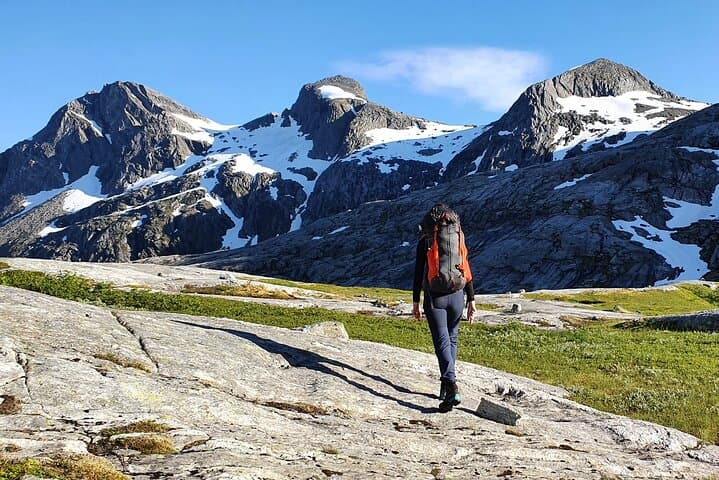 Hidden Valley Hike in Bodø: Åselidalen Day Trip to Børvasstindane photo 3