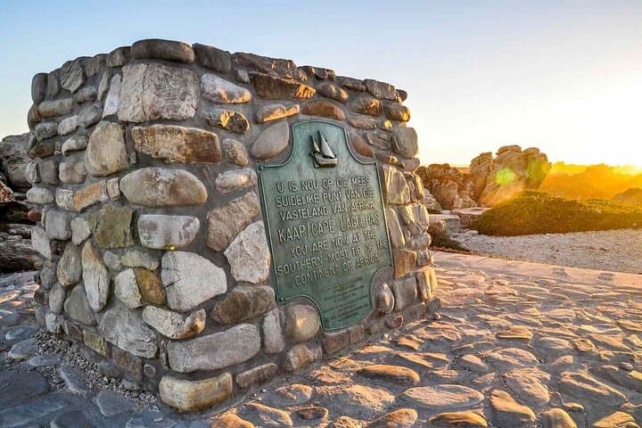 Cape Agulhas to Hermanus: Full-Day Private Tour, Penguins & Wine photo 5