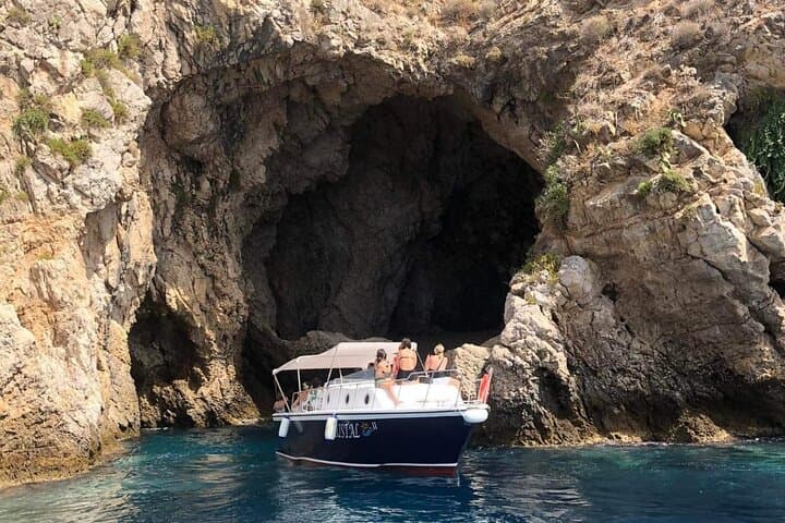 Giardini Naxos to Isola Bella & Blue Grotto: 2-Hour Coastal Boat Tour photo 1