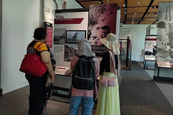 Private Historical Tour of Intramuros and Manila Highlights photo 6