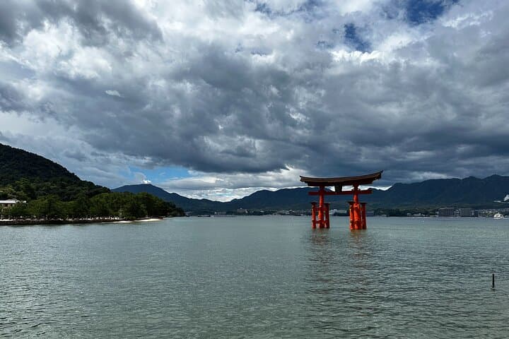 Hiroshima Full-Day Private Guided Tour: Peace Memorial Park & Miyajima photo 4