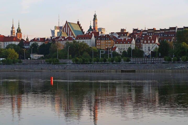 2-Hour Private Vistula River Cruise in Warsaw with Helmsman photo 6