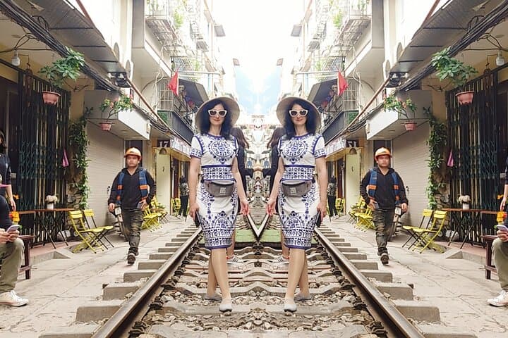 Hanoi Private City Tour: Train Street, Pagodas & Water Puppet Experience photo 4