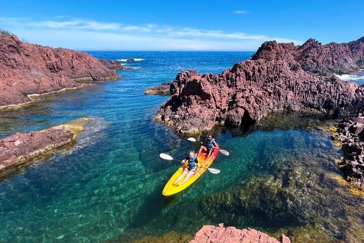 Sea Kayaking the Esterel: Guided Agay Bay Paddle