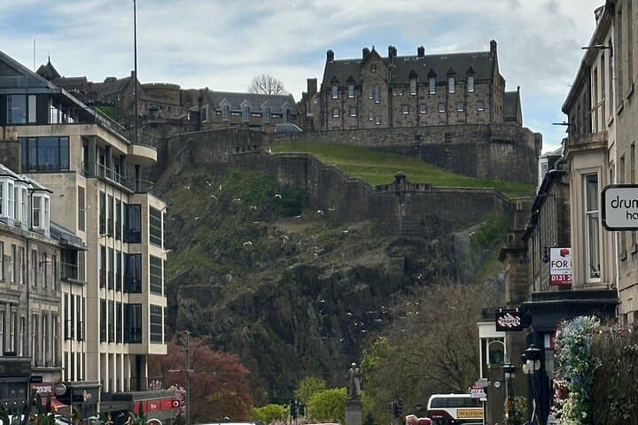 Edinburgh New Town Walking Tour — 2.5-Hour Enlightenment & Architecture Walk photo 3