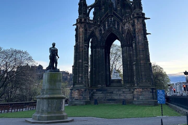 Edinburgh New Town Walking Tour — 2.5-Hour Enlightenment & Architecture Walk photo 5