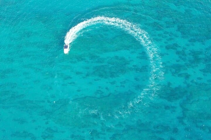Private Waikiki Boat Cruise: Snorkel, Sightseeing & Marine Life photo 6