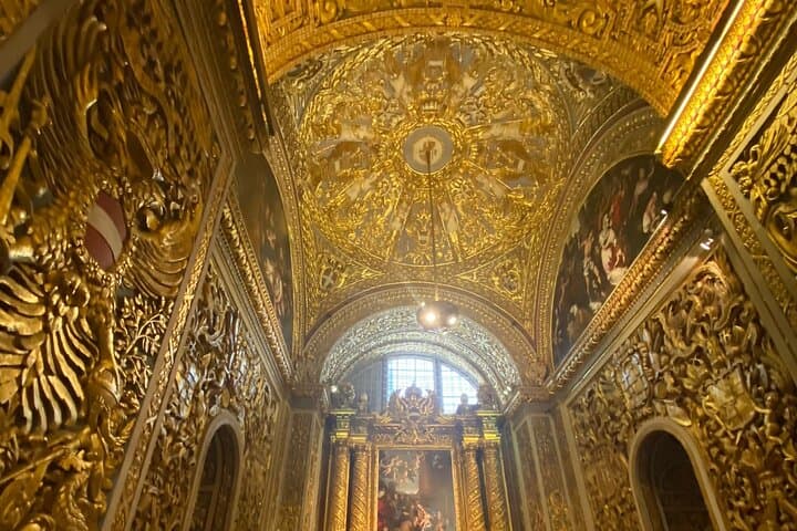 Full-Day Malta Private Customised Tour: Mdina, Blue Grotto & Dingli Cliffs photo 3