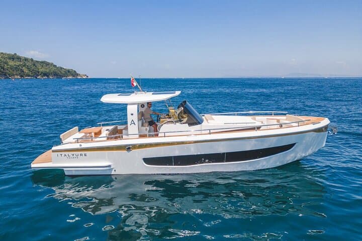 Premium Private Yacht Tour from Sorrento to Capri & Positano