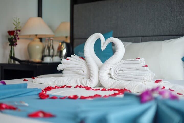 Luxury Lan Ha Bay 2D1N Cruise from Hanoi — Private Balcony & Jacuzzi Experience photo 5