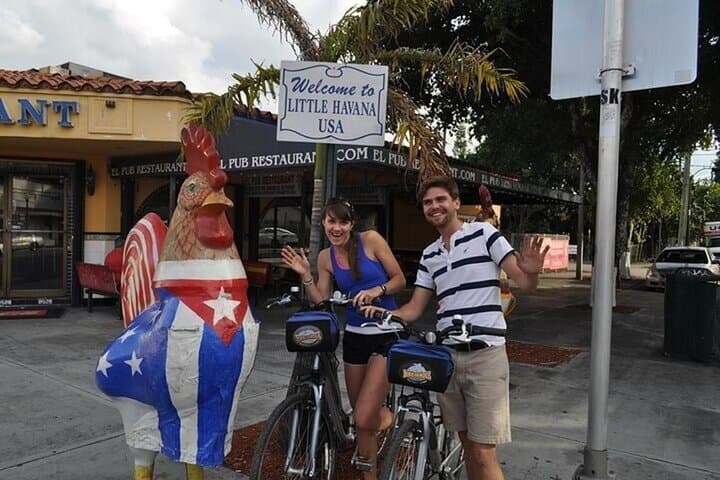 Private Little Havana Walking Tour — Calle Ocho Culture & Domino Park photo 4