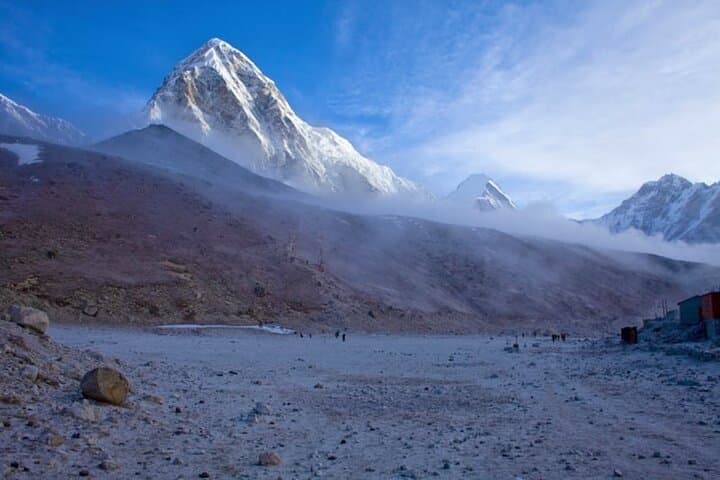 11-Day Everest Base Camp Trek from Lukla — Practical Guide to the Khumbu Journey photo 2