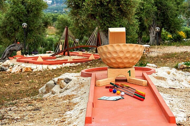 Vieste Adventure Golf & Organic Olive Oil Tasting — 18-Hole Terrace Experience