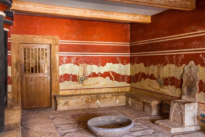 Myths of Knossos: Private Day Trip from Chania to the Minoan Palace photo 4