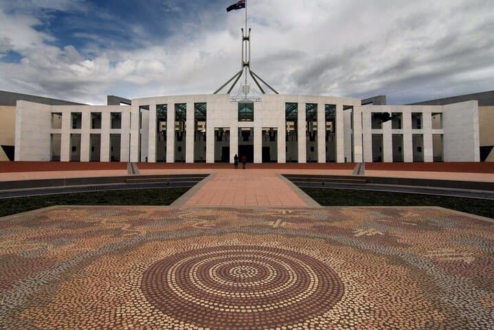 Private Full-Day Canberra Tour: Mount Ainslie, Parliament & War Memorial photo 5