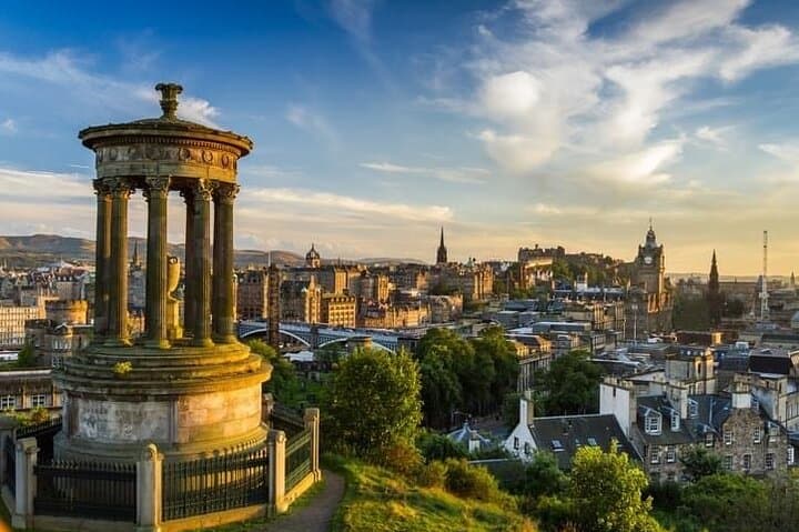 Private Edinburgh Half-Day Black Cab Tour: Royal Mile, Calton Hill & Arthur's Seat photo 1
