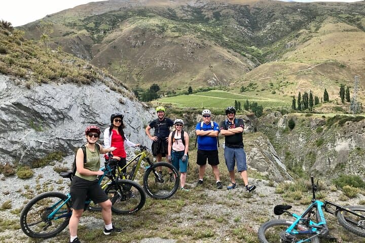 Guided eBike Wine Tour Ride to the Vines — Queenstown eBike & Winery Experience photo 5