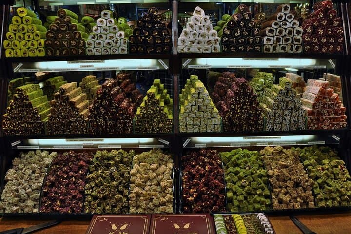 Istanbul Highlights: Hagia Sophia, Basilica Cistern, Blue Mosque & Grand Bazaar photo 6