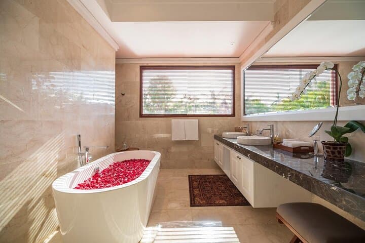 Bali 5-Day Romantic Honeymoon: Seminyak Beaches, Ubud Villas & Private Tours photo 6