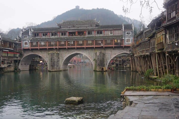 Camping on Zhangjiajie Mountaintop: 4-Day Zhangjiajie & Fenghuang Tour photo 2
