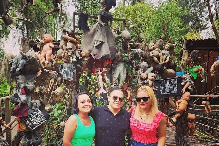 Island of the Dolls Private Trajinera Tour in Xochimilco photo 3