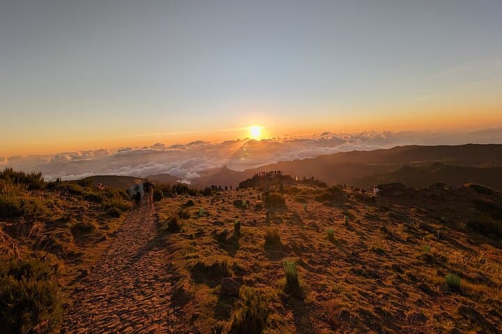 Pico do Arieiro Sunrise Tour — Sunrise at 1,818m with Breakfast & Levada Walk photo 2