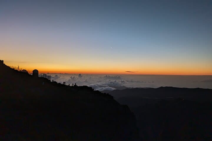 Pico do Arieiro Sunrise Tour — Sunrise at 1,818m with Breakfast & Levada Walk photo 3