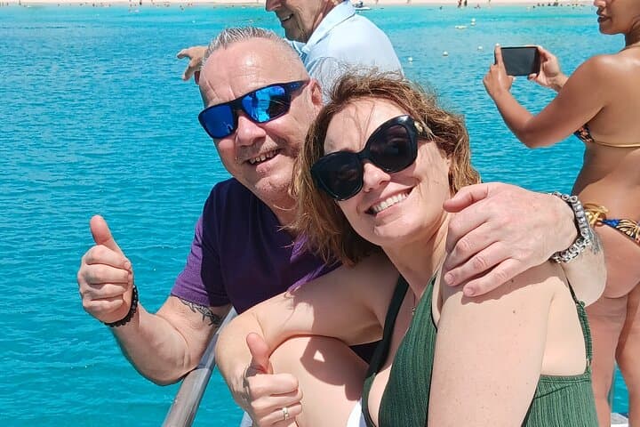Barbados Turtle Feeding & Shipwreck Snorkel: 2-Hour Glass-Bottom Boat Tour photo 2