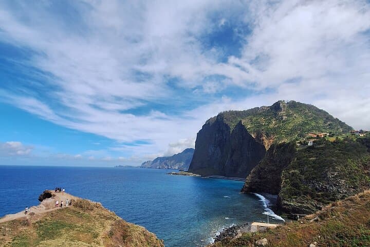 Private Madeira Island Tour — Full-Day 8-Hour Best Sights from Funchal photo 1