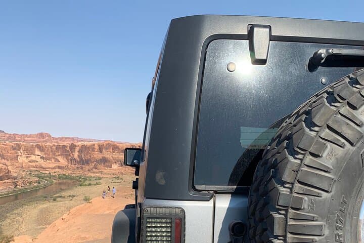 Conquer Moab’s Hell’s Revenge: Private 4WD Jeep Tour Through Slickrock Terrain photo 2